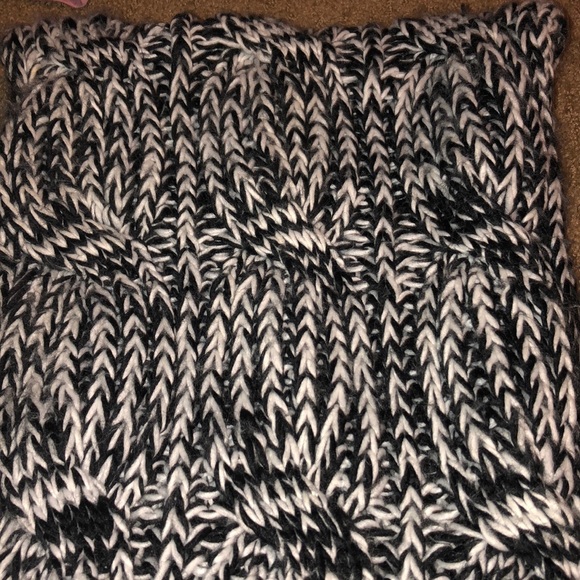 Infinity Scarf - Picture 3 of 3